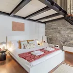 Duomo 3 Floors Penthouse * 코모