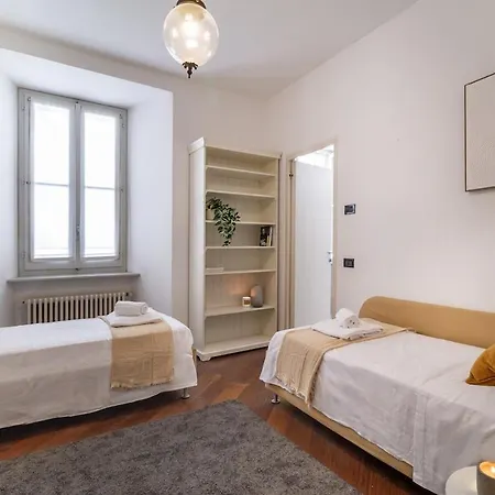 Duomo 3 Floors Penthouse * 科莫