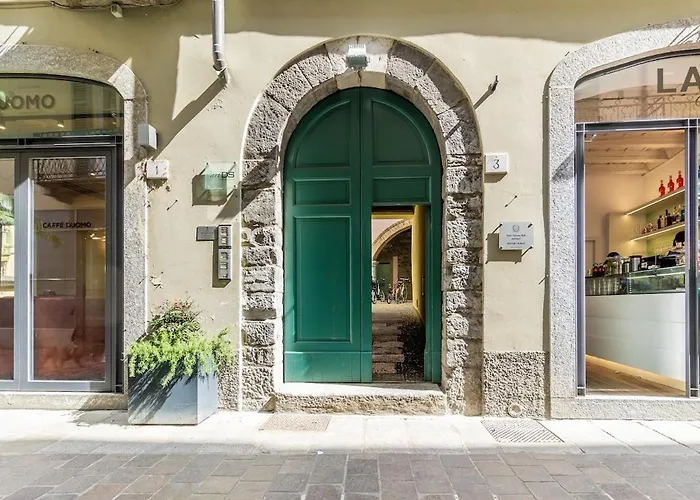 Duomo 3 Floors Penthouse 度假居 *