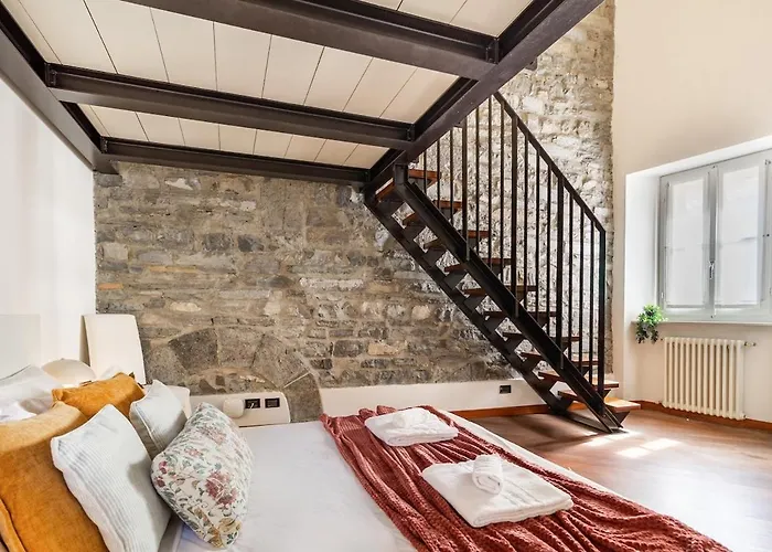 Duomo 3 Floors Penthouse 度假居 科莫