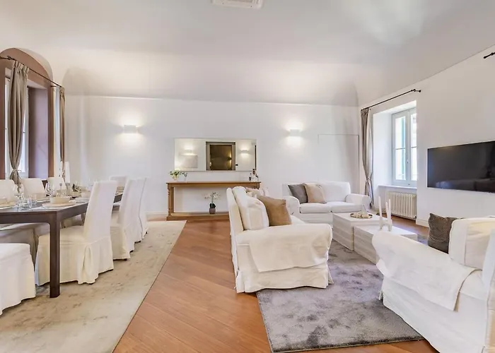 度假居 Duomo 3 Floors Penthouse *